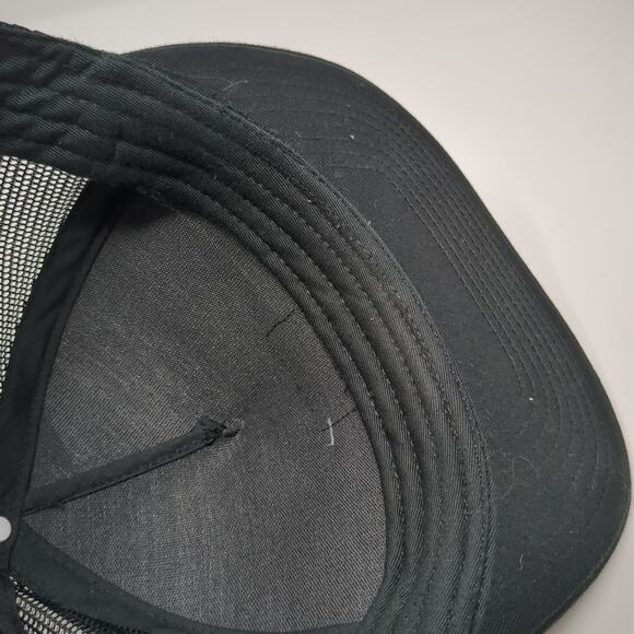 O'Neill Snapback Trucker Hat Black One Size Adjustable Mesh Back Authentic Camo - Picture 8 of 9